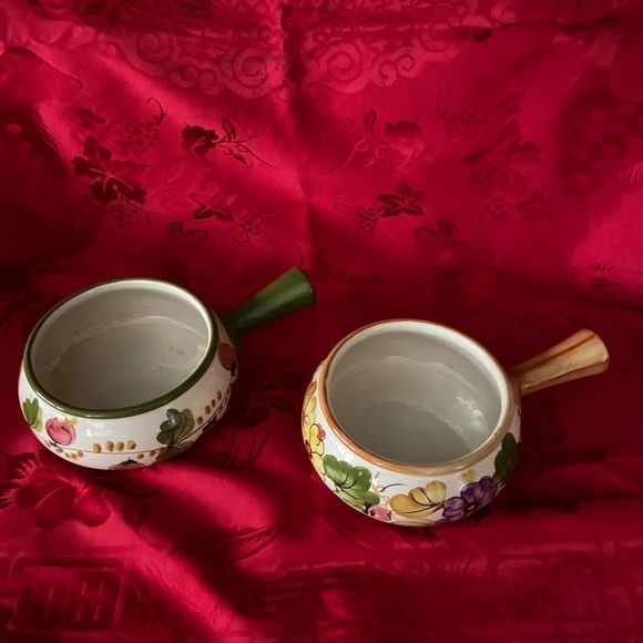 Vintage large handled bowls Made in Portugal for FTD - Picture 8 of 8